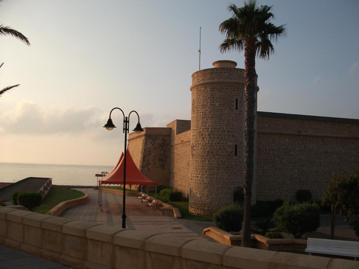 Apartamento con piscina y terraza a 50 metros de la playa Roquetas de Mar Exterior foto